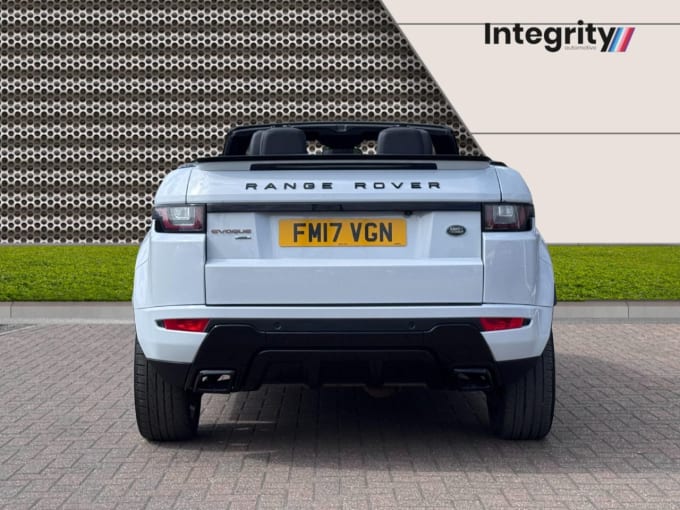 2025 Land Rover Range Rover Evoque