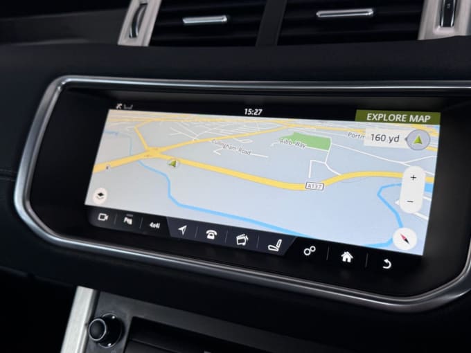 2025 Land Rover Range Rover Evoque