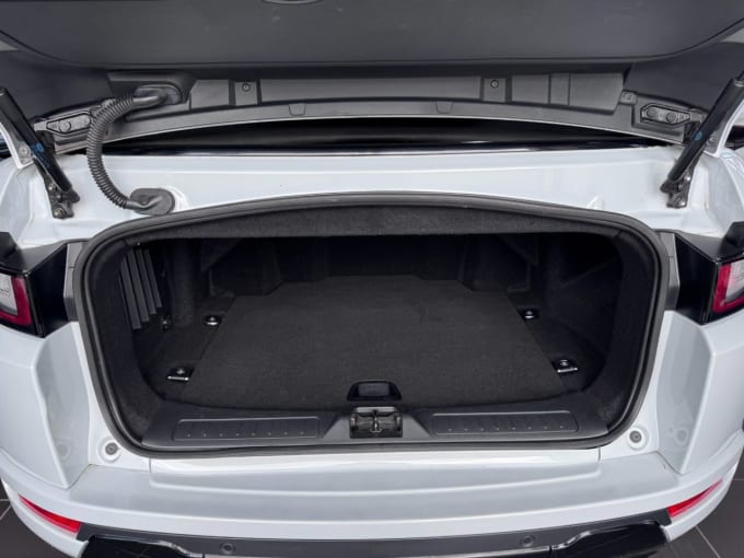 2025 Land Rover Range Rover Evoque