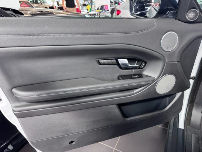 2025 Land Rover Range Rover Evoque