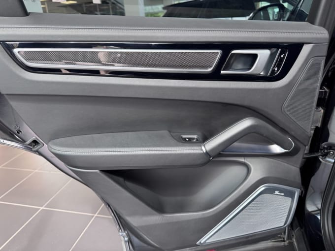 2018 Porsche Cayenne
