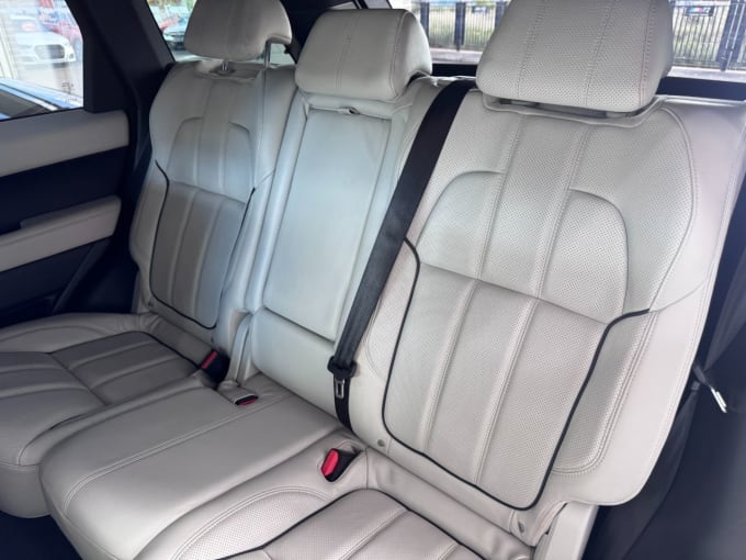 2025 Land Rover Range Rover Sport