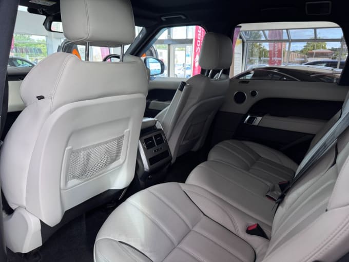 2025 Land Rover Range Rover Sport