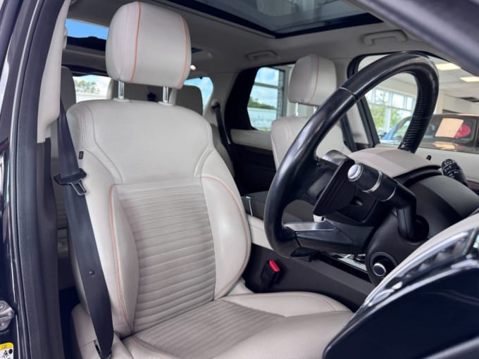 2025 Land Rover Discovery