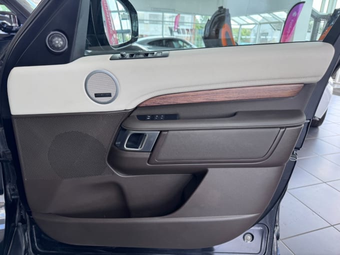 2025 Land Rover Discovery