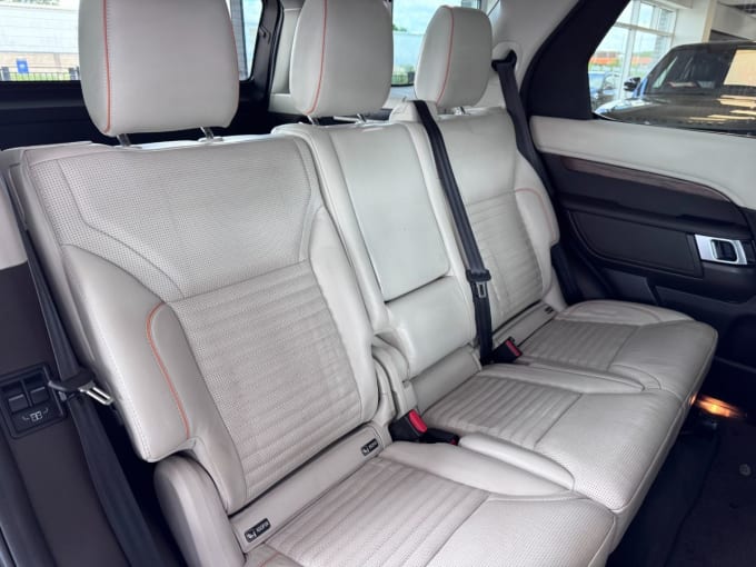 2025 Land Rover Discovery