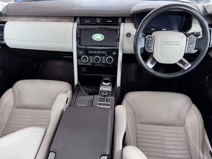 2025 Land Rover Discovery