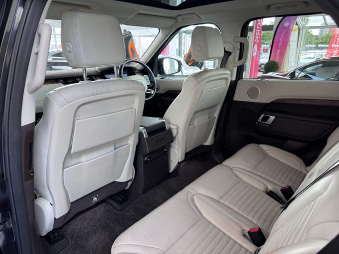 2025 Land Rover Discovery