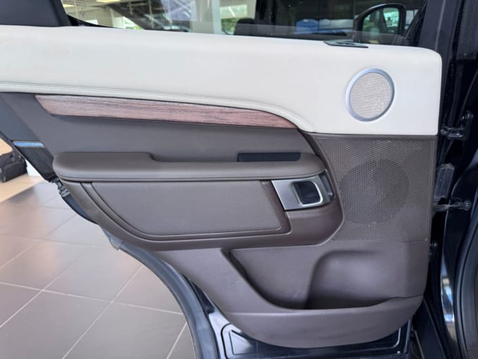 2025 Land Rover Discovery