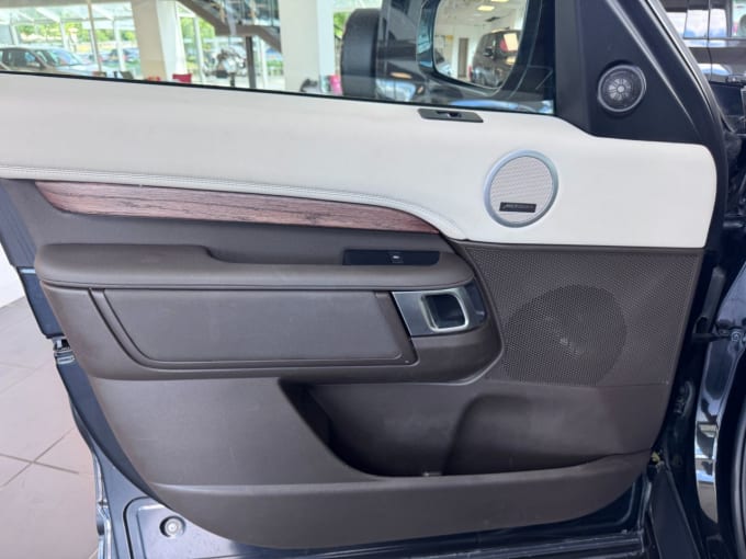 2025 Land Rover Discovery