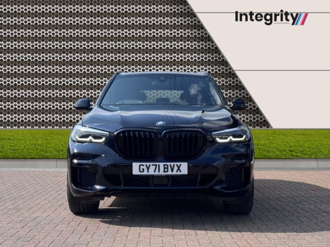2025 BMW X5