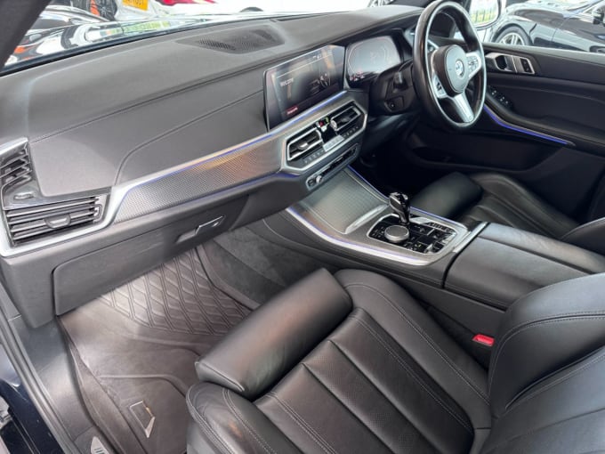 2025 BMW X5