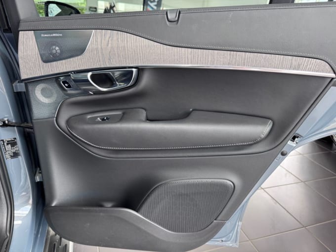 2025 Volvo Xc90