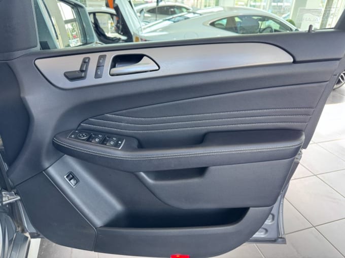 2025 Mercedes-benz M-class
