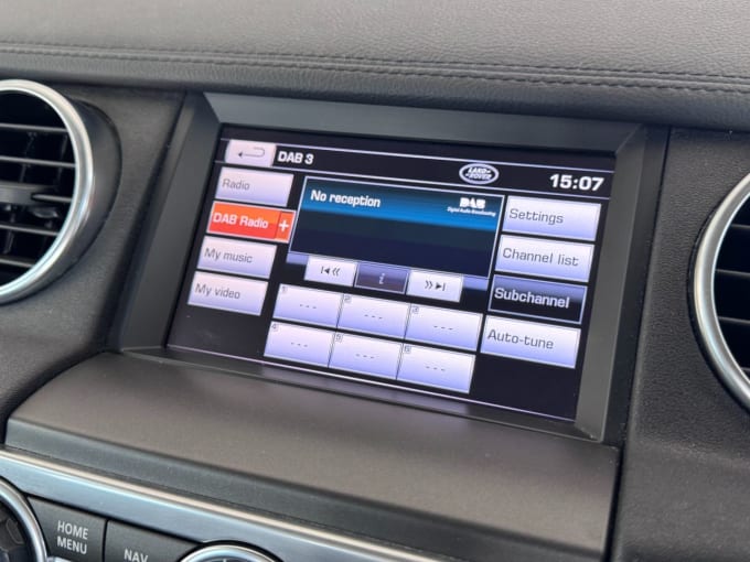 2025 Land Rover Discovery 4