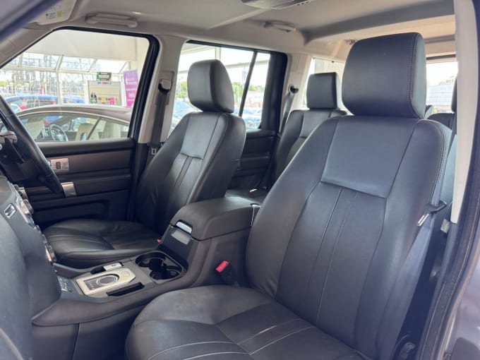 2025 Land Rover Discovery 4