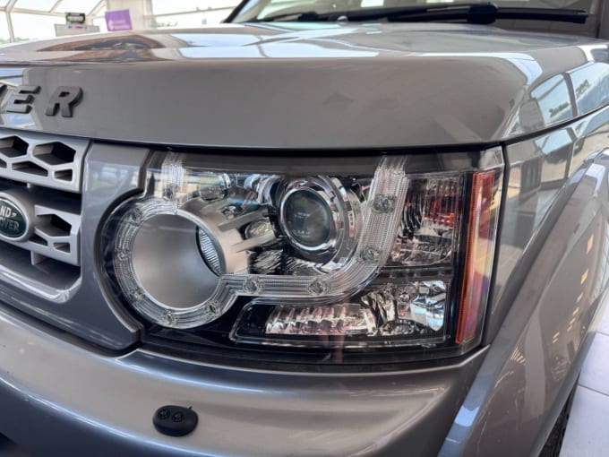 2025 Land Rover Discovery 4