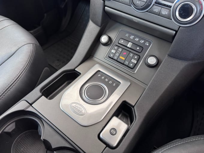 2025 Land Rover Discovery 4