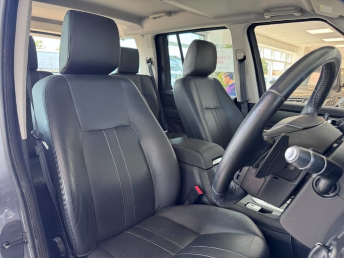 2025 Land Rover Discovery 4