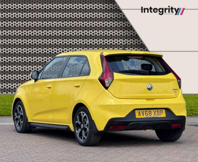 2025 Mg Mg3