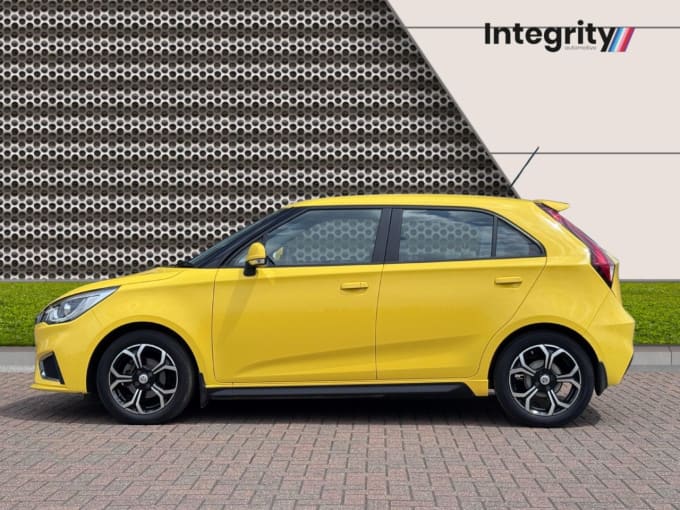 2025 Mg Mg3