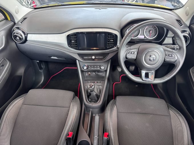 2025 Mg Mg3
