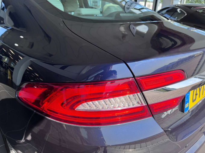 2025 Jaguar Xf