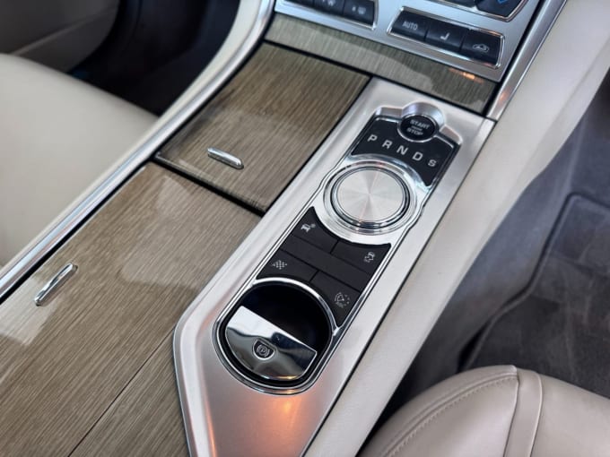 2025 Jaguar Xf