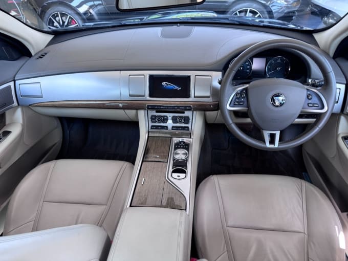 2025 Jaguar Xf