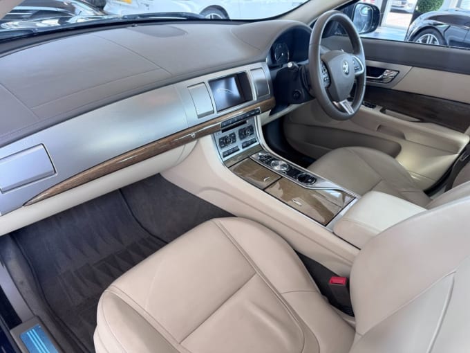 2025 Jaguar Xf
