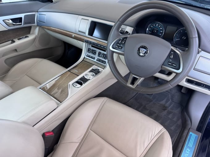 2025 Jaguar Xf