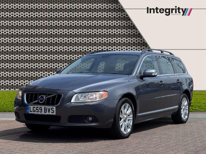 2025 Volvo V70