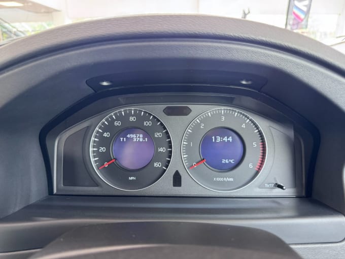 2025 Volvo V70