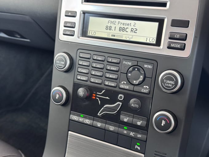 2025 Volvo V70