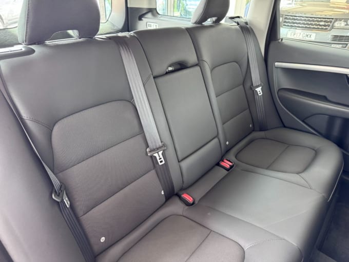 2025 Volvo V70