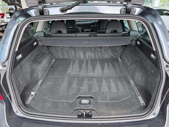 2025 Volvo V70
