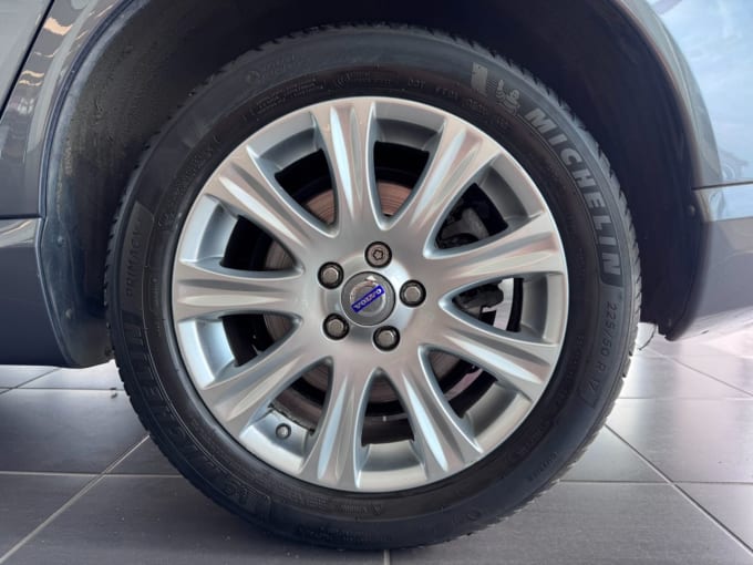 2025 Volvo V70