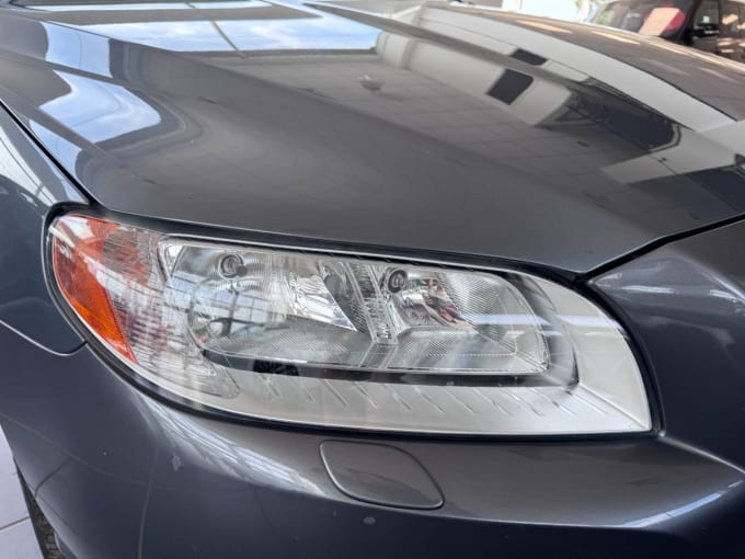 2025 Volvo V70