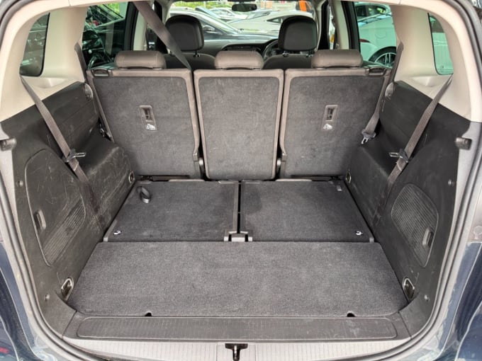 2025 Vauxhall Zafira Tourer
