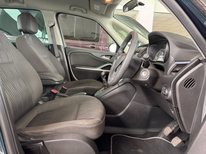 2025 Vauxhall Zafira Tourer