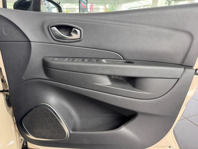 2025 Renault Captur