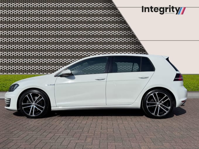 2025 Volkswagen Golf