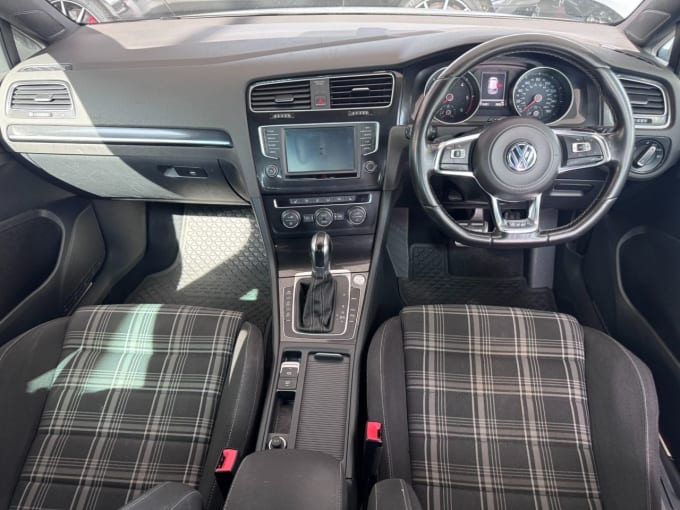 2025 Volkswagen Golf