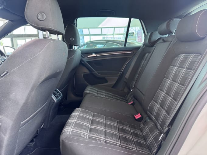 2025 Volkswagen Golf