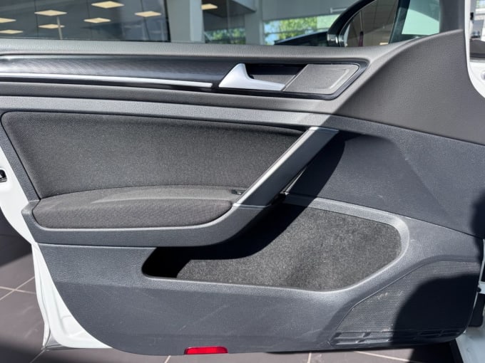 2025 Volkswagen Golf