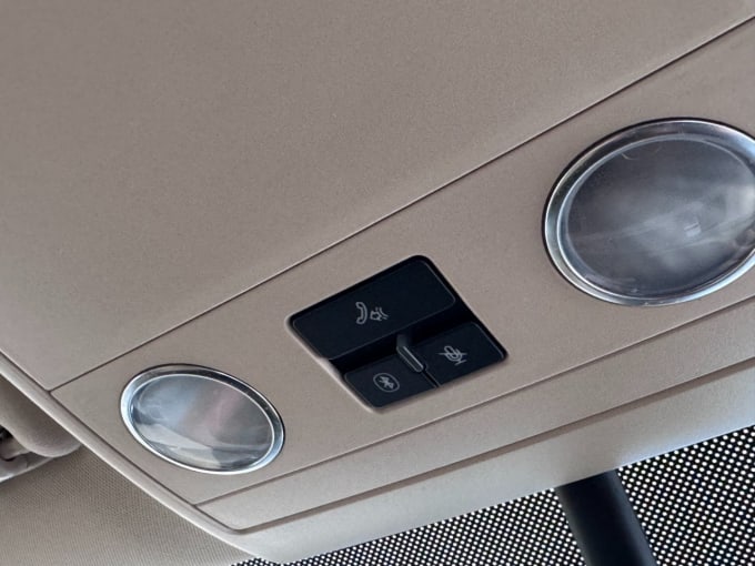 2025 Volkswagen Caravelle