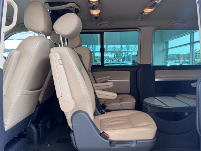 2025 Volkswagen Caravelle
