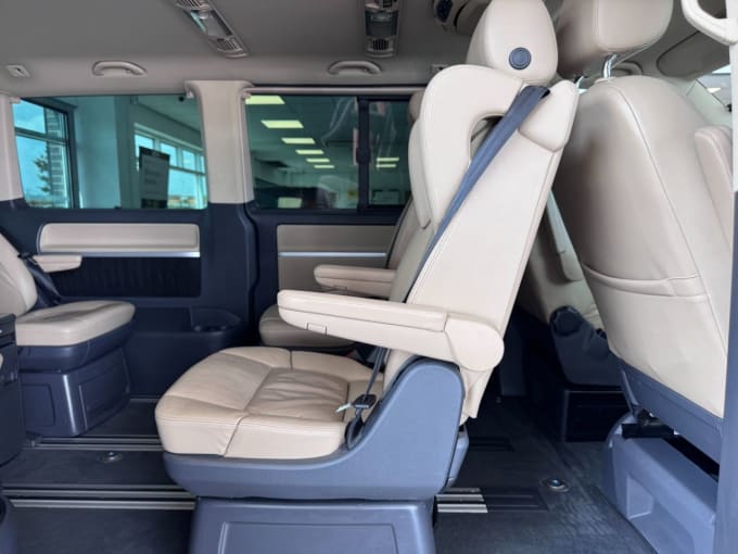 2025 Volkswagen Caravelle
