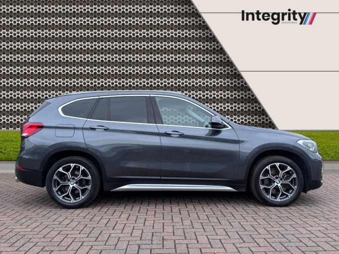 2025 BMW X1