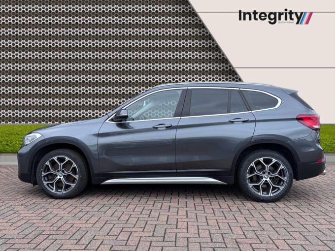 2025 BMW X1